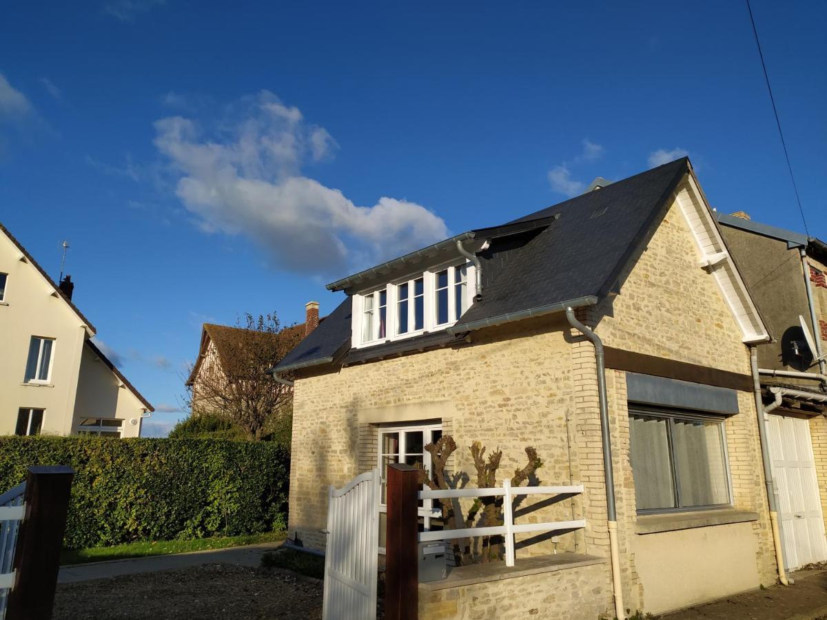 Maisonnette Le Cottage A 50M De La Plage D'Asnelles , 3Km D'Arromanches, 10Km De Bayeux Bagian luar foto